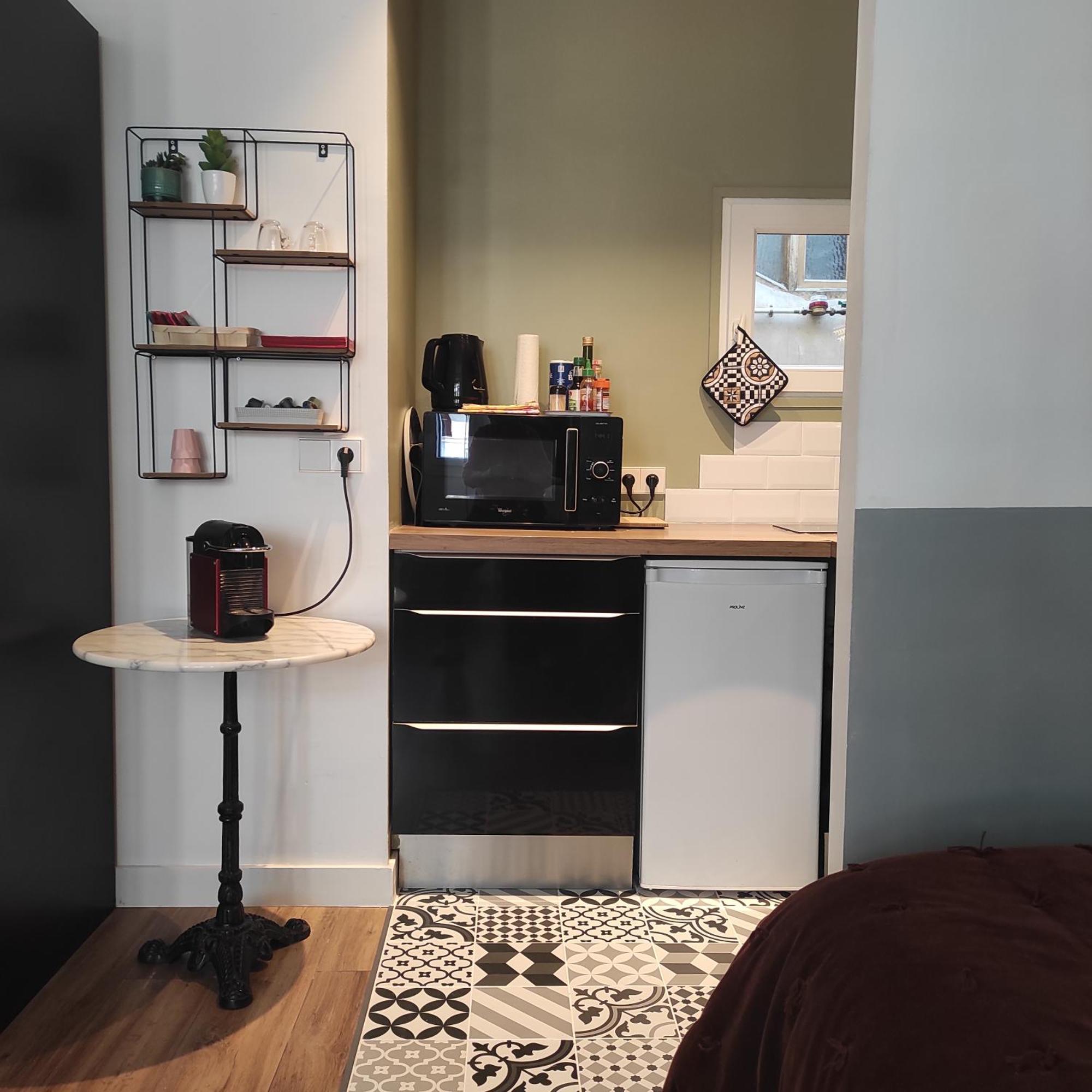 Grand Studio Confortable Au Coeur De Ницца Экстерьер фото